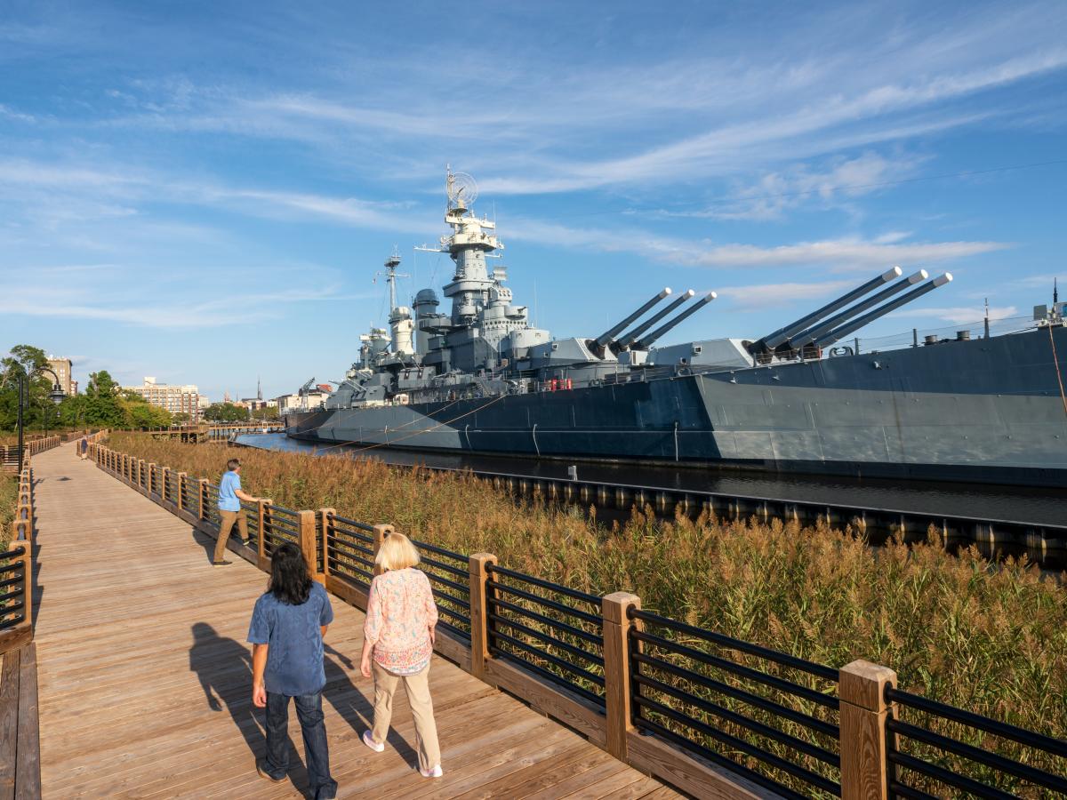 Wilmington Battleship Walkway 4x3